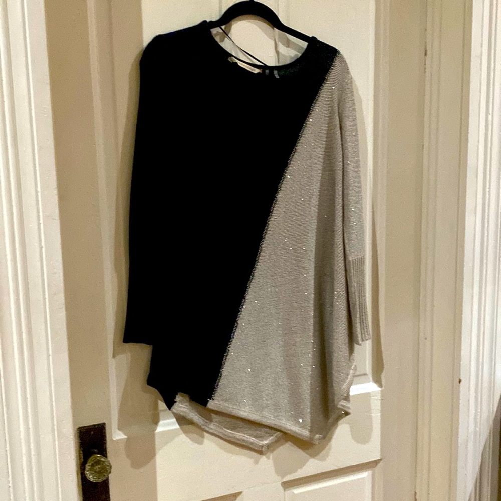 Pretty Soft Surroundings Black and Glittery Silver Asymmetrical Hem Sweater M